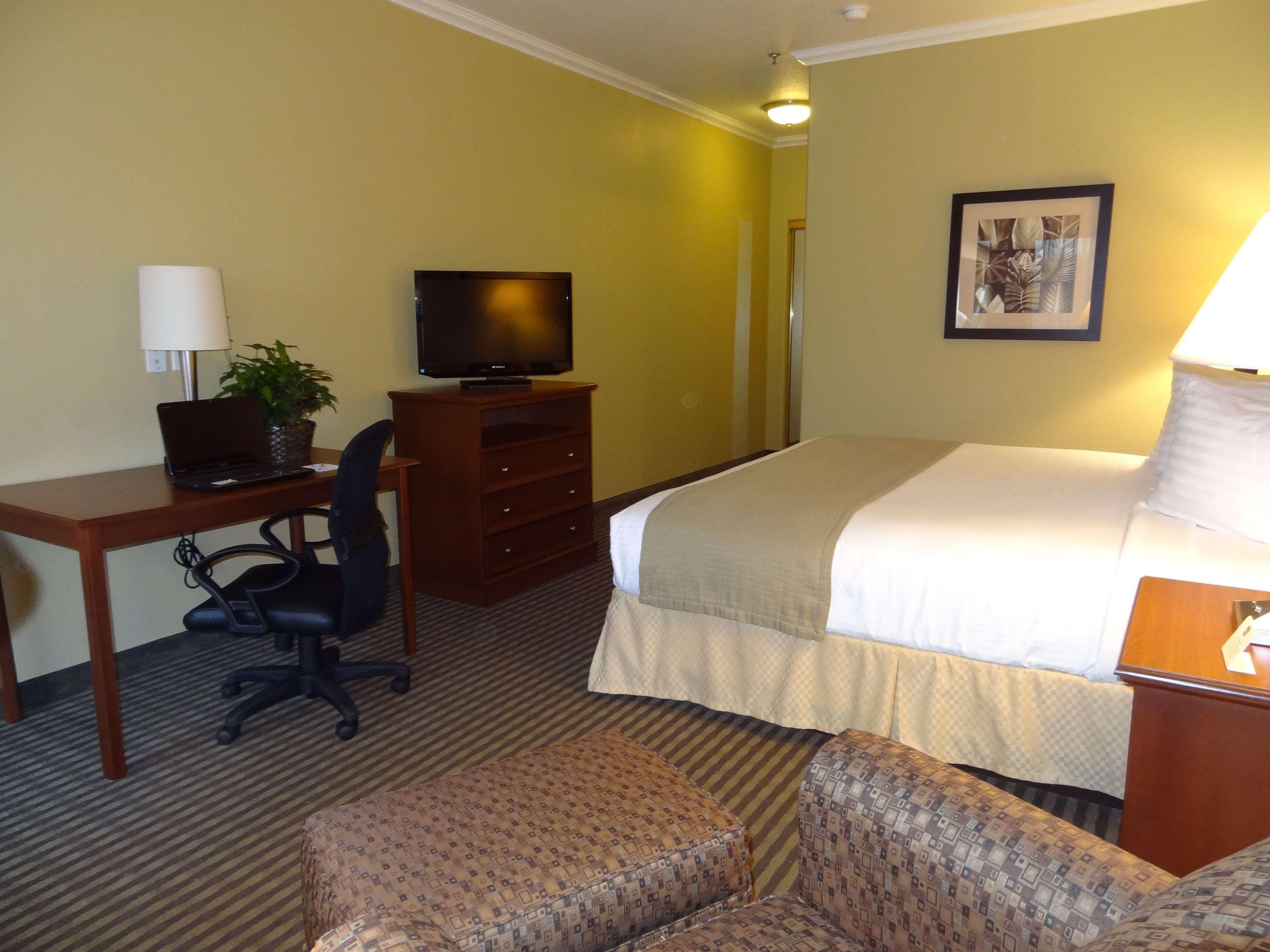 Best Western Hebbronville Inn Buitenkant foto