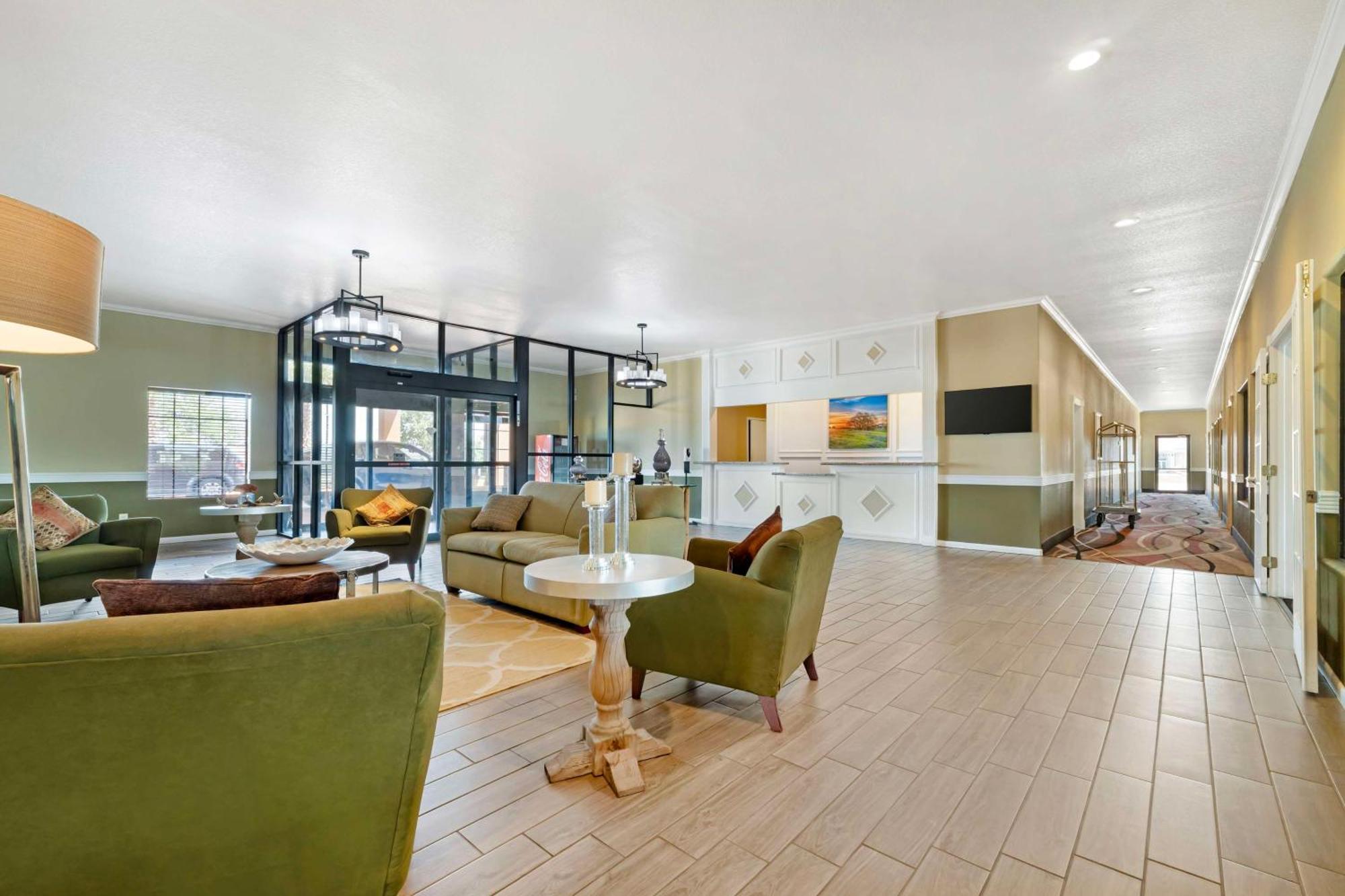 Best Western Hebbronville Inn Buitenkant foto